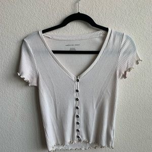 American Eagle Cream Button Down Short Sleeve
